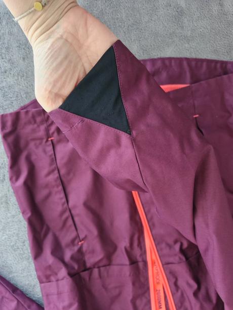 Jarna bunda, decathlon,128