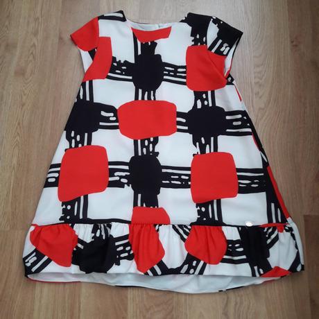 Dievčenské šaty, 128