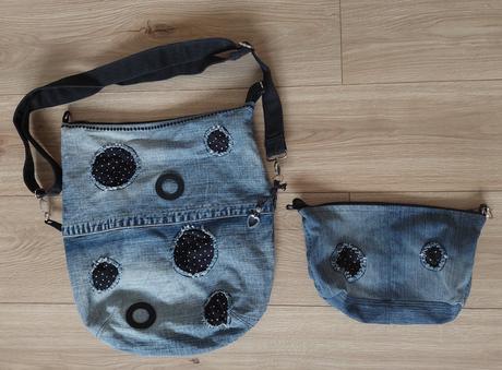 Crossbody taška s taštičkou, 