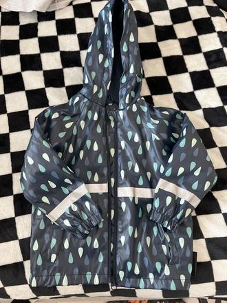 Lupilu bunda do dažďa, lupilu,86