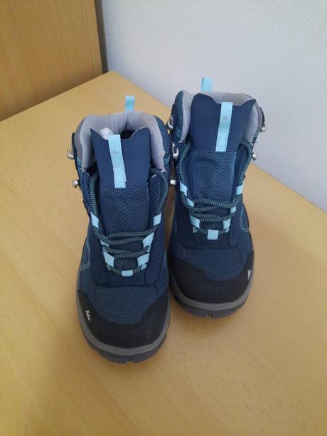 Turistická obuv zn. decathlon, 37