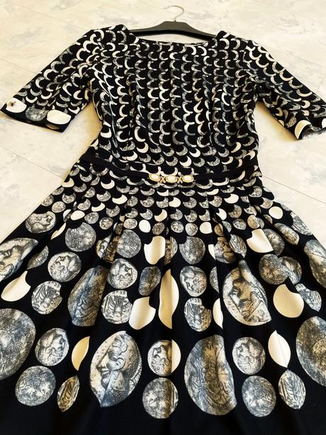 Luxusné spoločenské šaty, m