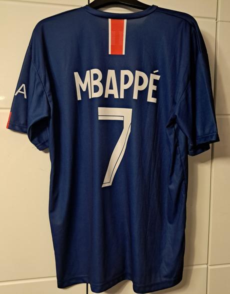 Futbalový dres mbappe a neymar,