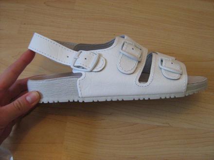 Zdravotnicke kozene sandale, 39