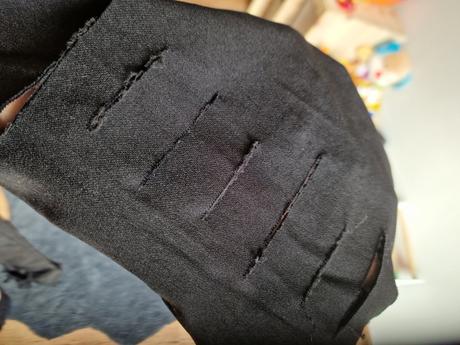 Potrhane nohavice, m