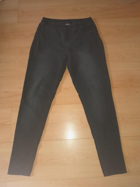 Jegginsy, 36