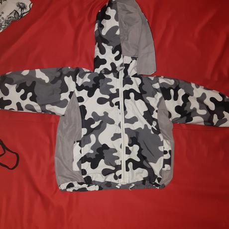 Chlapcenska prechodna vetrovka maskacova, 74