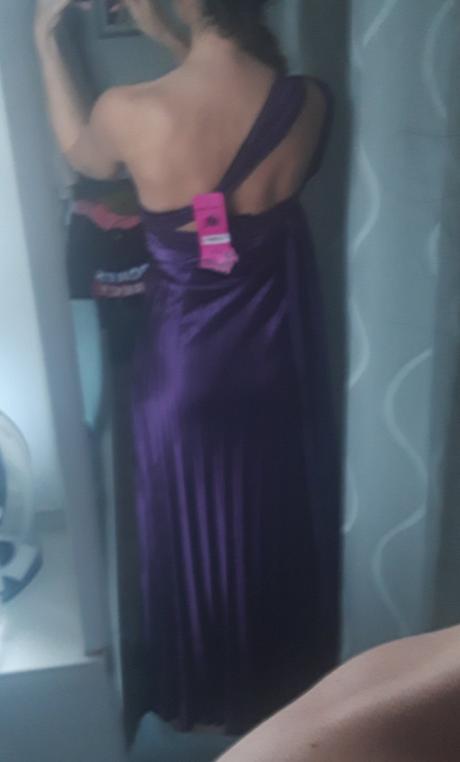 Spoločenské šaty, 36