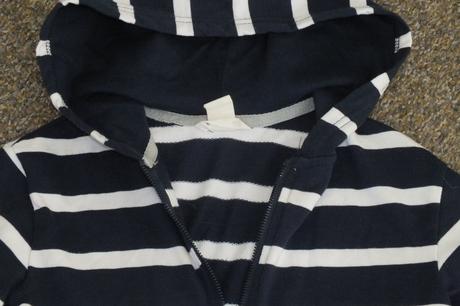 Rifle + mikina, top stav, 122