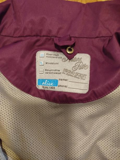 Vodeodolná a vetruodolná turistická bunda, alive,140