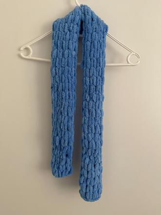 Handmade krátky šál z puffy vlny,