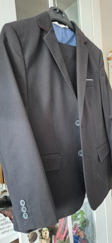 Chlapčenský oblek, 140