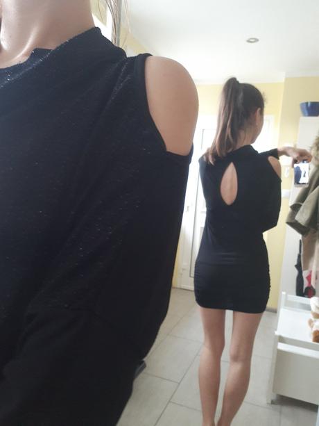 Elegantné čierne šaty s dlhým rukávom, s
