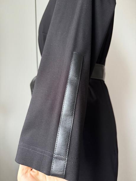 Krásne šaty andrea martiny, 36