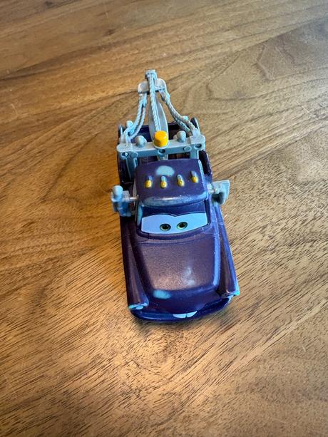 Auticka cars, 
