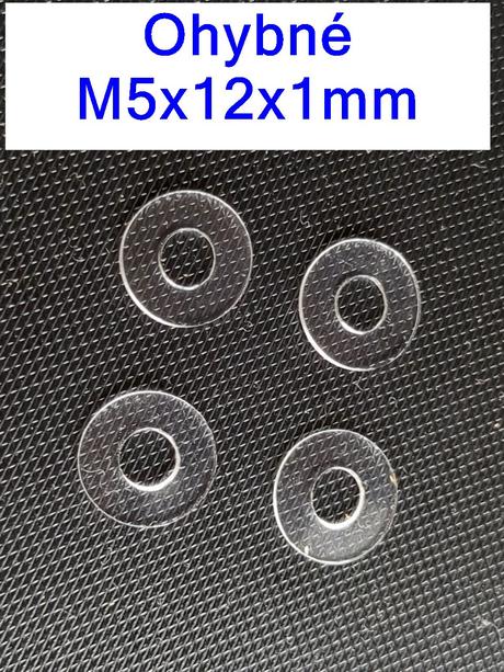 Podložky na plexi na moto -2 druhy -pevné a ohybné,