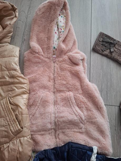 Ružová vesta, pepco,92