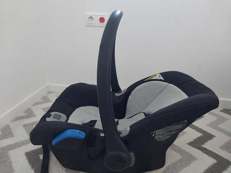 Vajíčko ( autosedačka ), avionaut