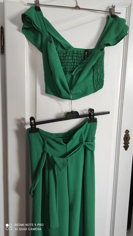 Komplet nohavice a blúzka, m