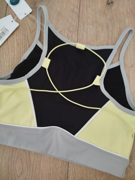 Športová podprsenka guess, guess,l / s / xs