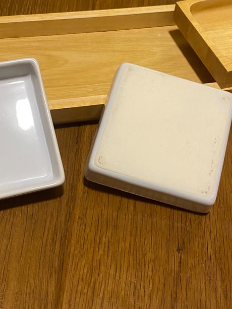 Servírovacia sada misiek na drevenom podnose, 