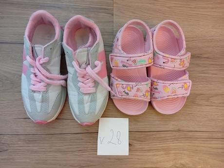 Dievčenské tenisky a sandálky (28), 28