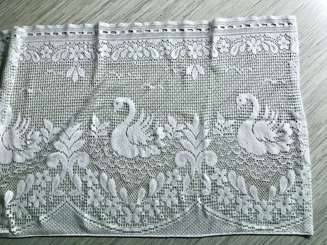 Krasne vidiecke zaclonky 2 kusy,