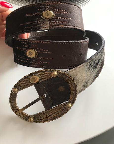 Opasok so srsťou rossodisera, 