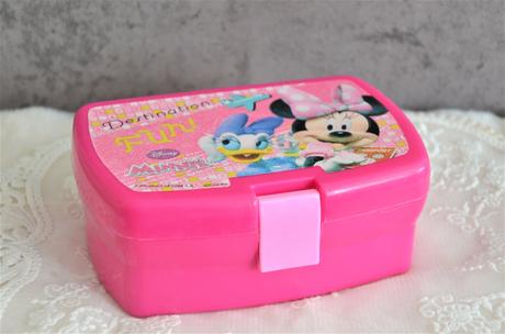 Dóza na desiatu-minnie,