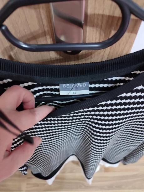 Svetrik s bluzkou, xl