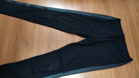 Legíny s pásikom, xs