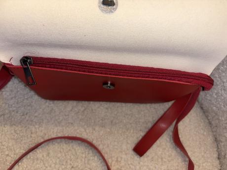 Crossbody kabelka,