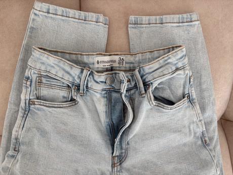 Mom fit džínsy úzkeho strihu, stradivarius,36
