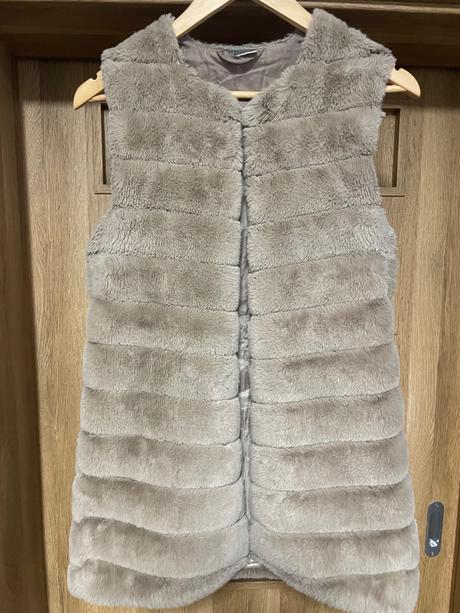 Kožušinková vesta, s