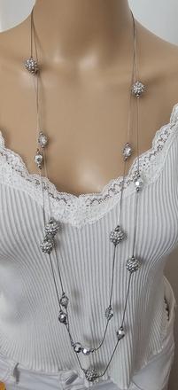 Retiazka s kamienkami, 