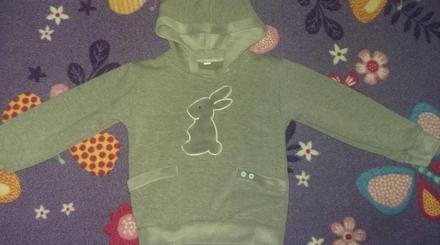 Hrubšia mikina, 110