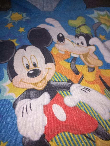 Pončo mickey, 