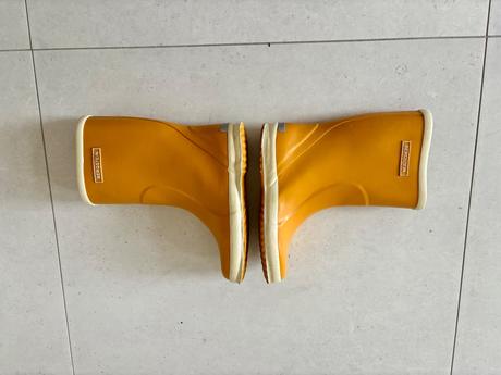 Gumáky bergstein, bergstein,32