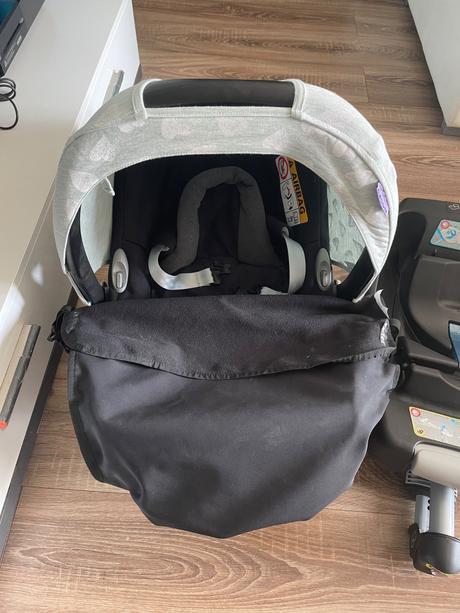 Maxi-cosi cabriofix essencial black 2020, maxi cosi