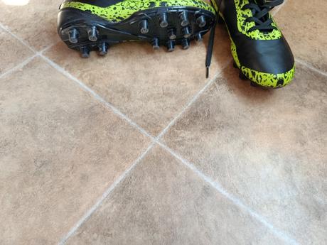 Halovky a kopačky, umbro,33