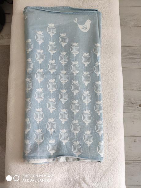 Šatka maky poppy, sestrice