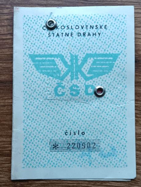 Železničná preukážka z roku 1977,