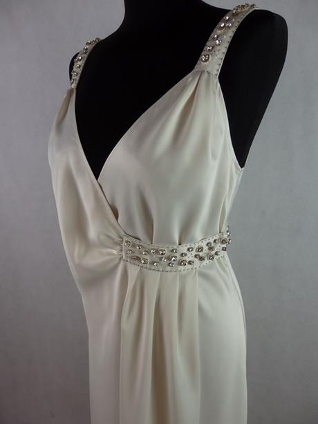 Luxusné spoločenské šaty, 40