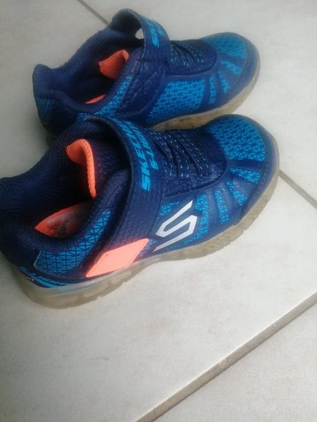 Botasky, skechers,25