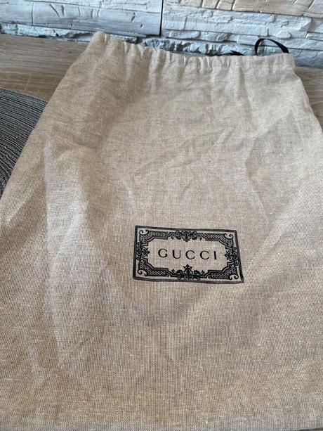 Original gucci gg sequin beret in black, s