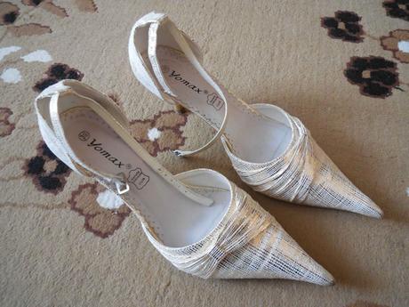 Spoločenské lodičky, 39