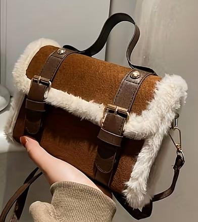 Hnedá krásna dámska kabelka, 