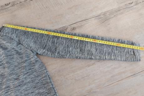 Sivé športové dievčenské tričko, 140