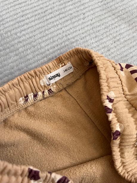 Tepláky, sinsay,140