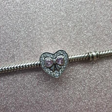 Prívesok srdiečko s mašľou, 